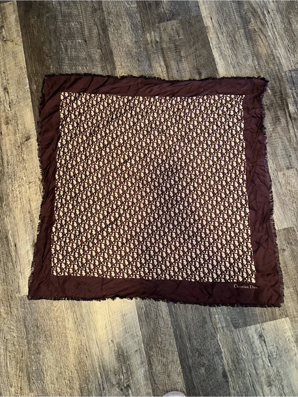 Dior elegant burgundy